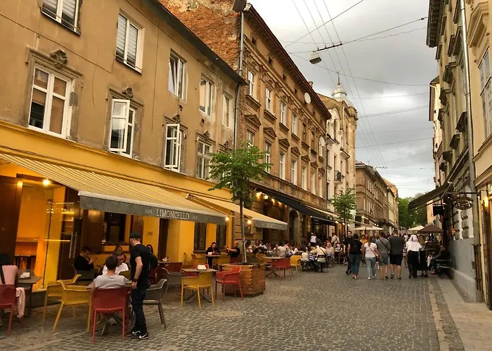 Apartment Romantic Apartments- In Historical Center *