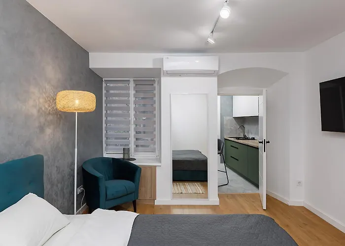 Romantic Apartments- In Historical Center Apartment *