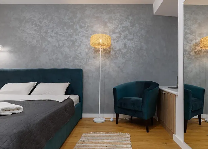 アパート Romantic Apartments- In Historical Center *