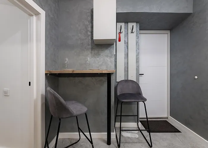 Romantic Apartments- In Historical Center Apartment