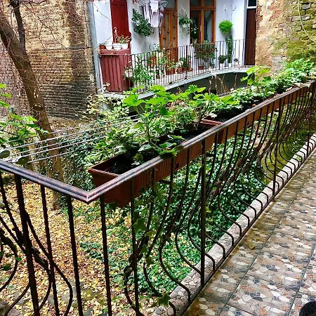 Romantic Apartments- In Historical Center *